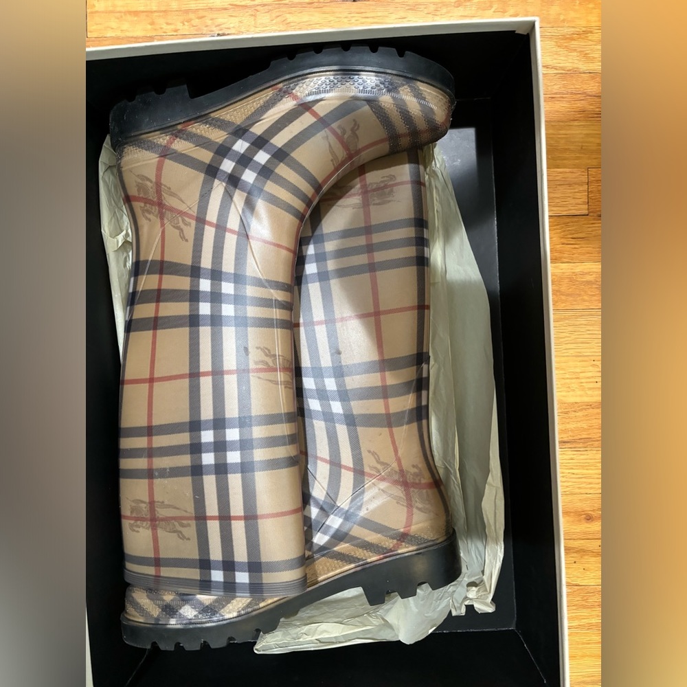 Burberry rain boots